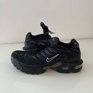 Nike Air Max Plus TN Black Pure Platinum 5.5y